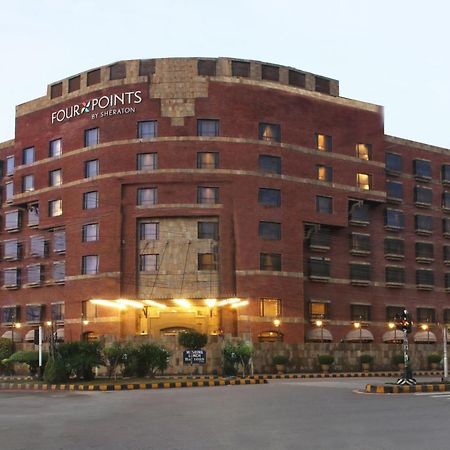 Four Points By Sheraton Lahore Exterior foto