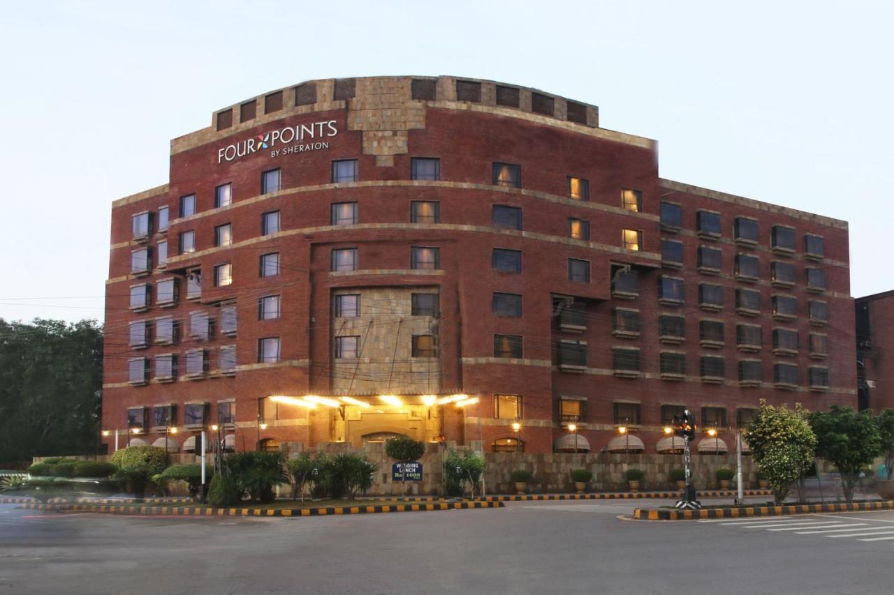 Four Points By Sheraton Lahore Exterior foto