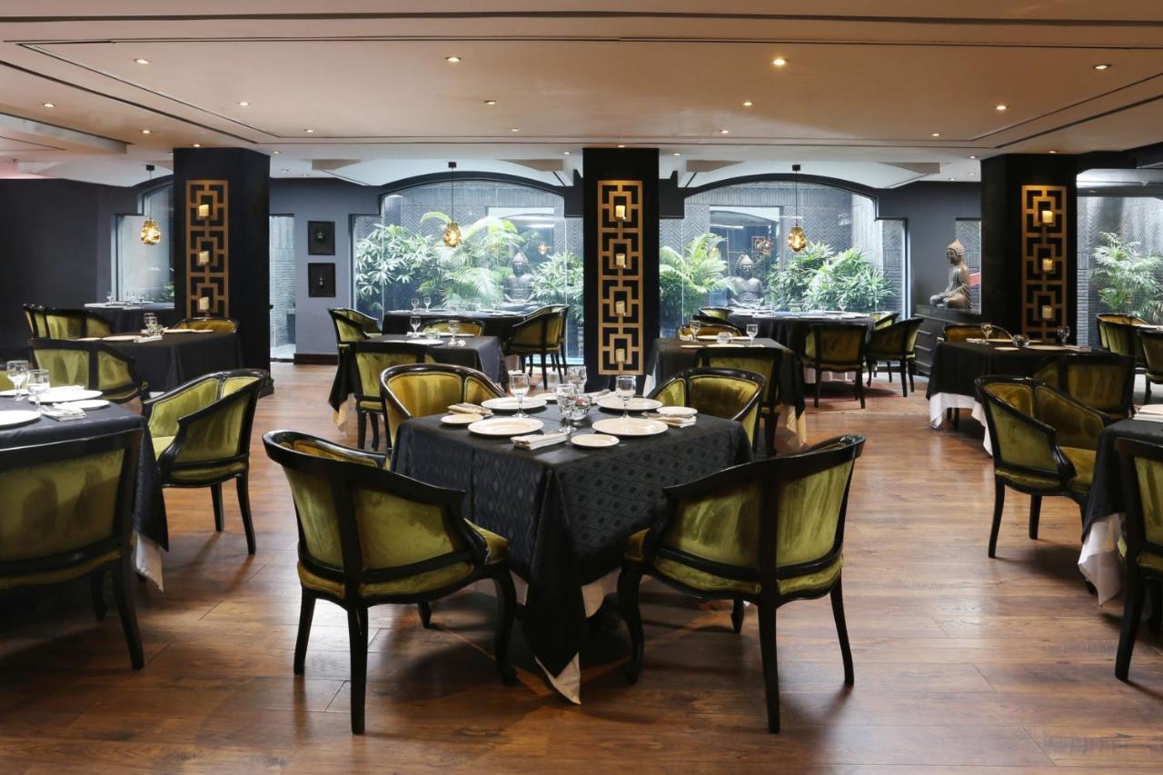 Four Points By Sheraton Lahore Exterior foto