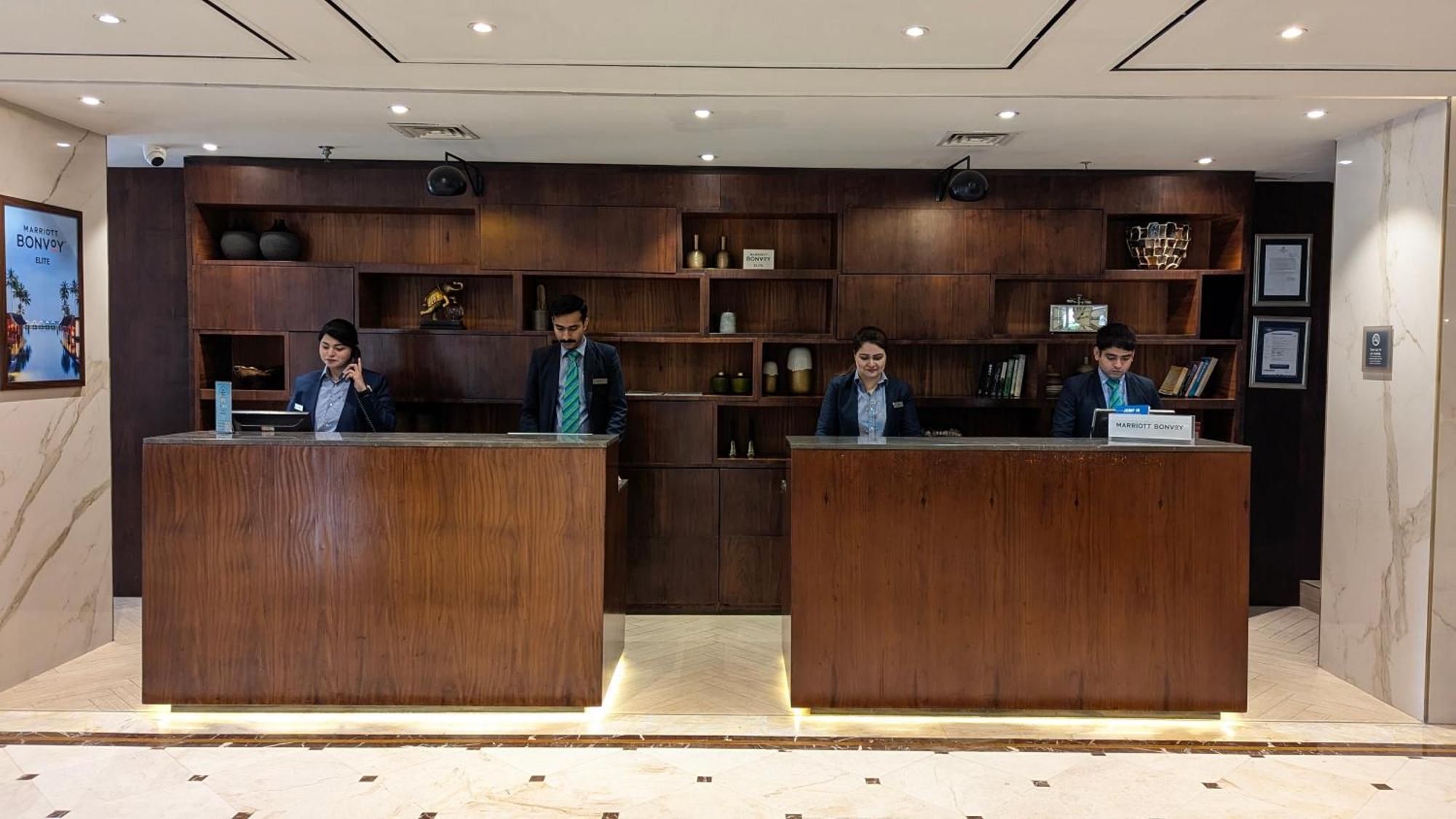 Four Points By Sheraton Lahore Exterior foto