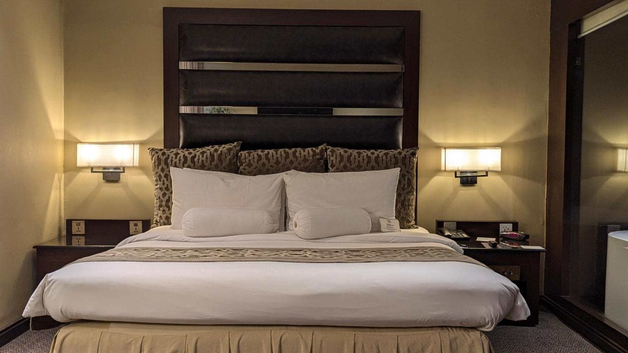 Four Points By Sheraton Lahore Exterior foto