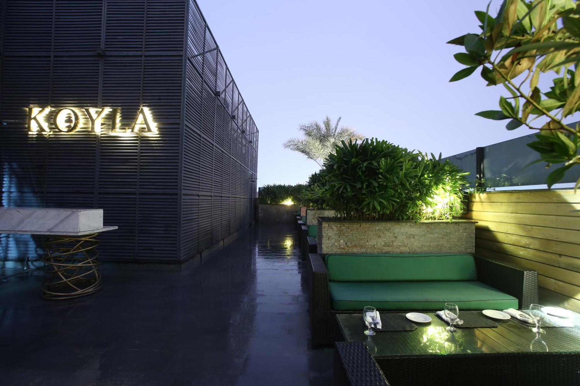 Four Points By Sheraton Lahore Exterior foto