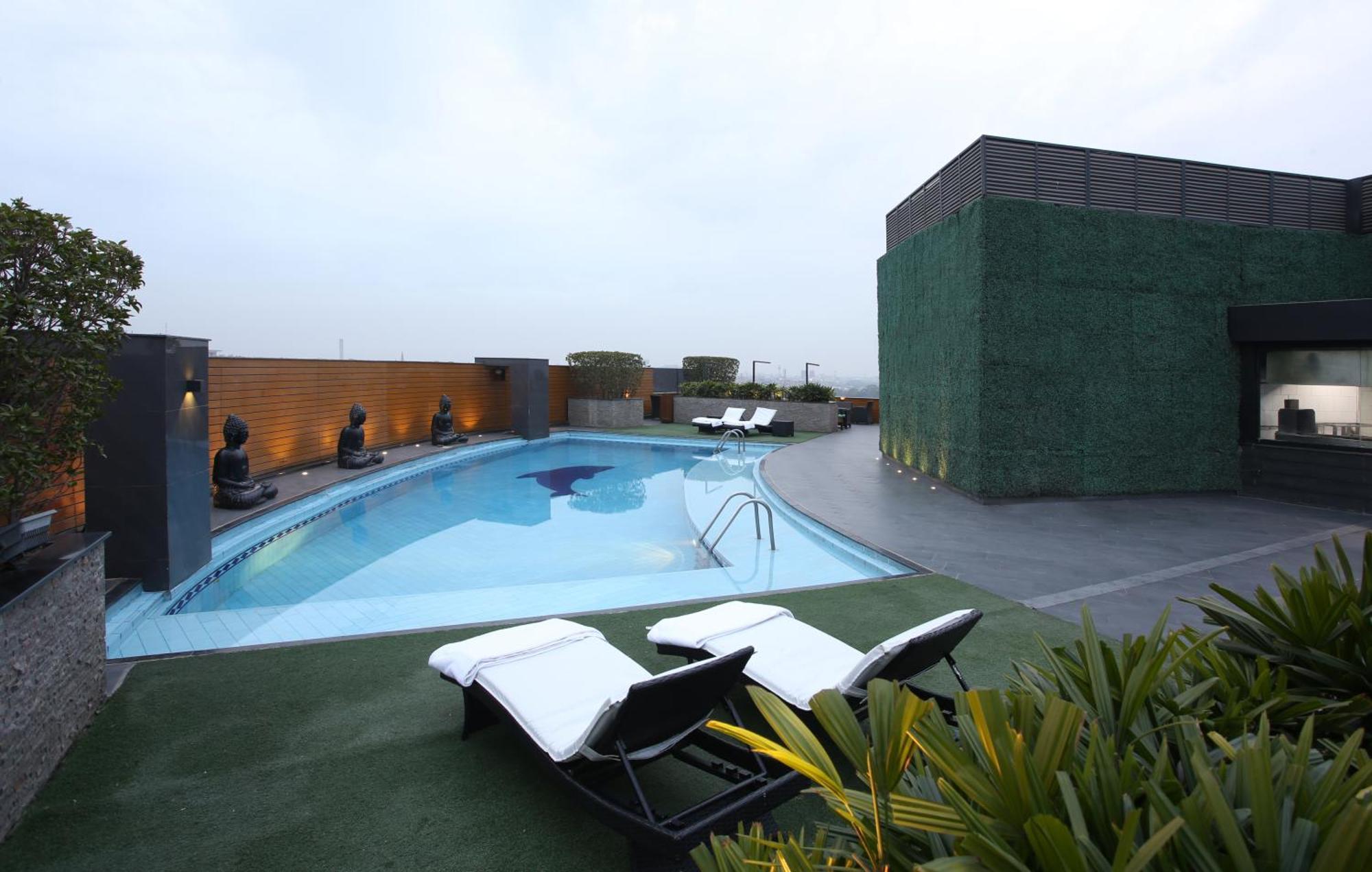 Four Points By Sheraton Lahore Exterior foto