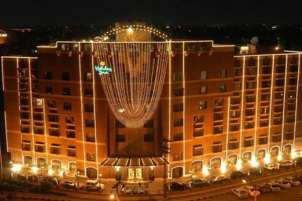 Four Points By Sheraton Lahore Exterior foto